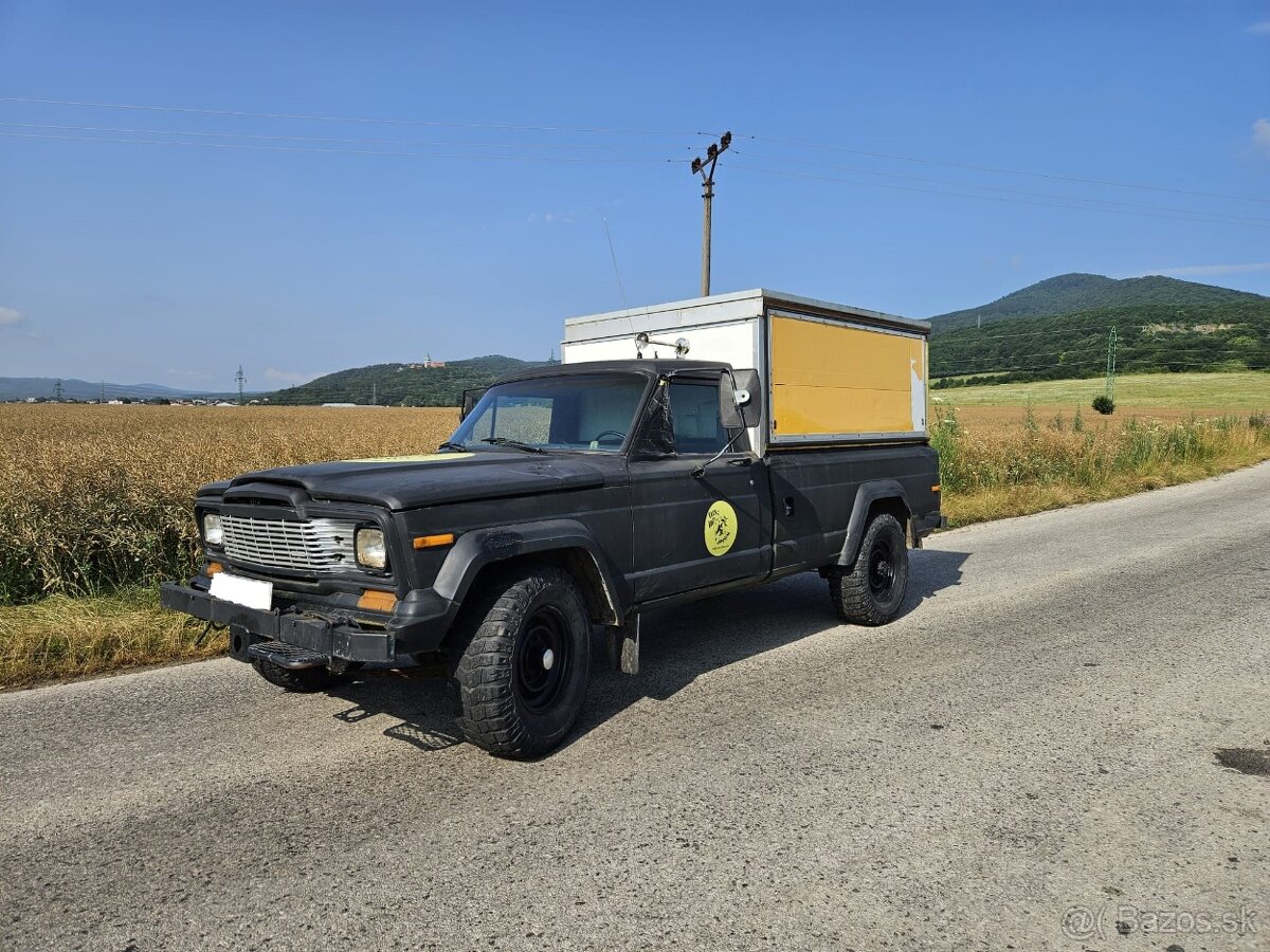 Jeep Gladiator Commander 1982 5,9L 177hp Benzin Automat s TP