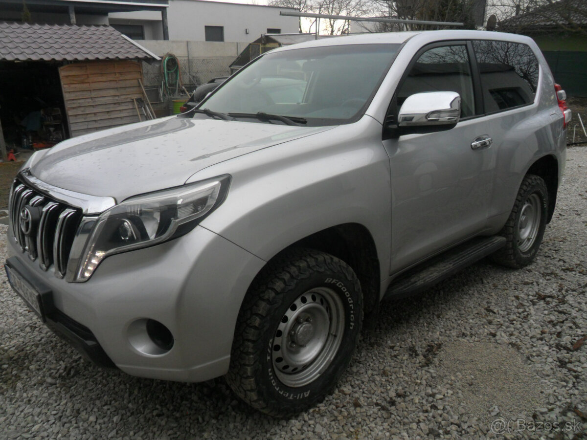 Toyota Land Cruiser 150 model 2016