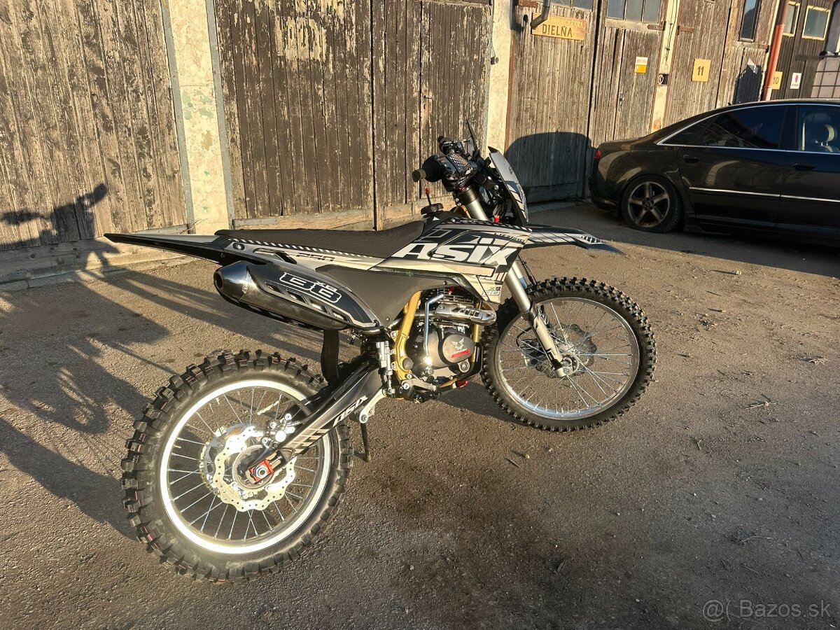 Enduro ASIX XB88 250CM3 21/18 Model 2025