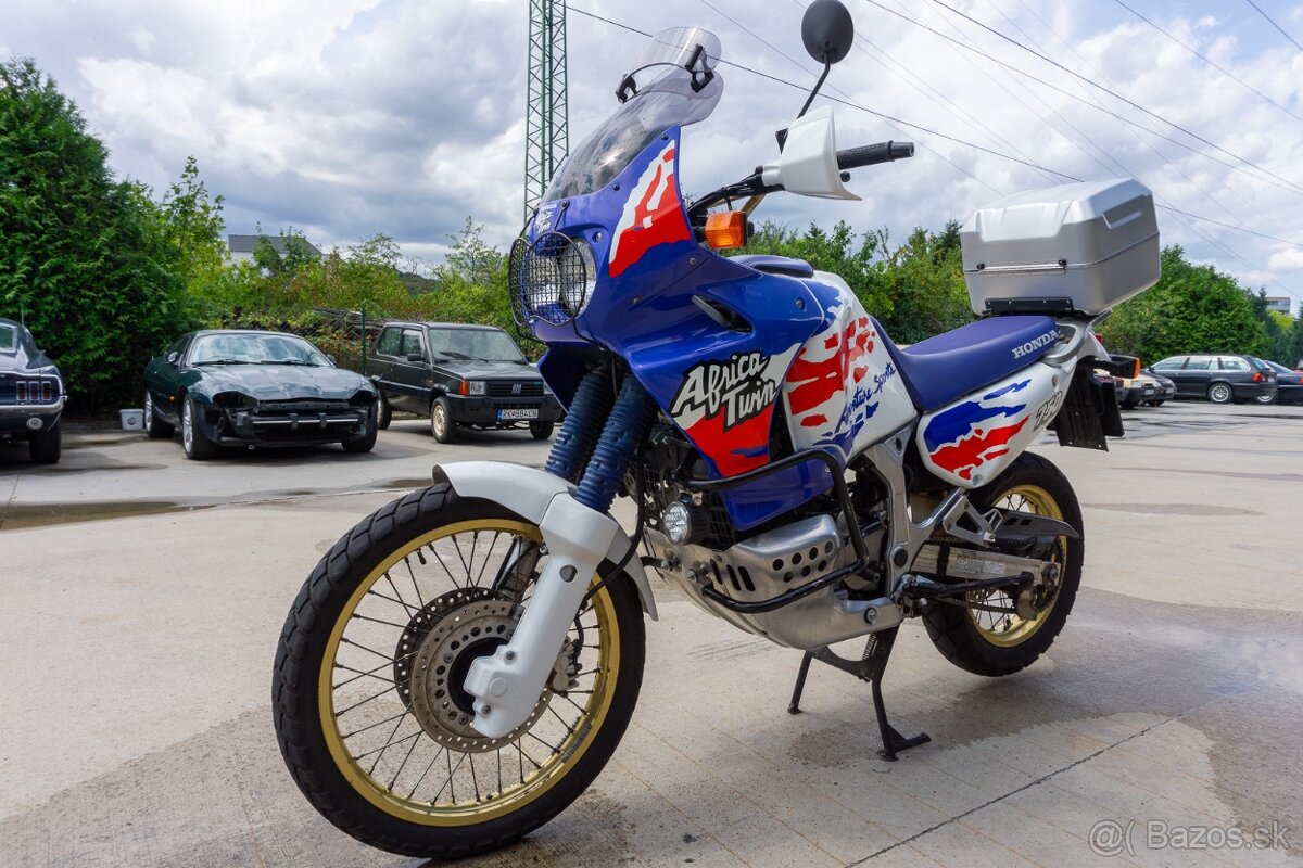 Honda Africa Twin XRV 750 44kw Manuál