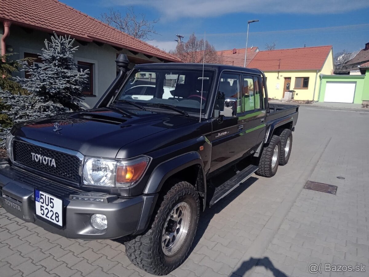 Land Cruiser 79 VDJ 6x6 4,5TD V8 200 PS, Speciál, MAX.Výbava