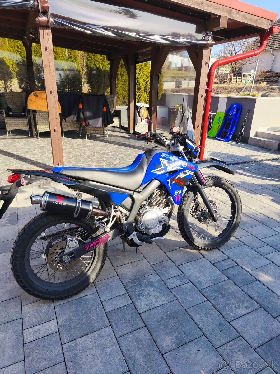 Yamaha XT 125r