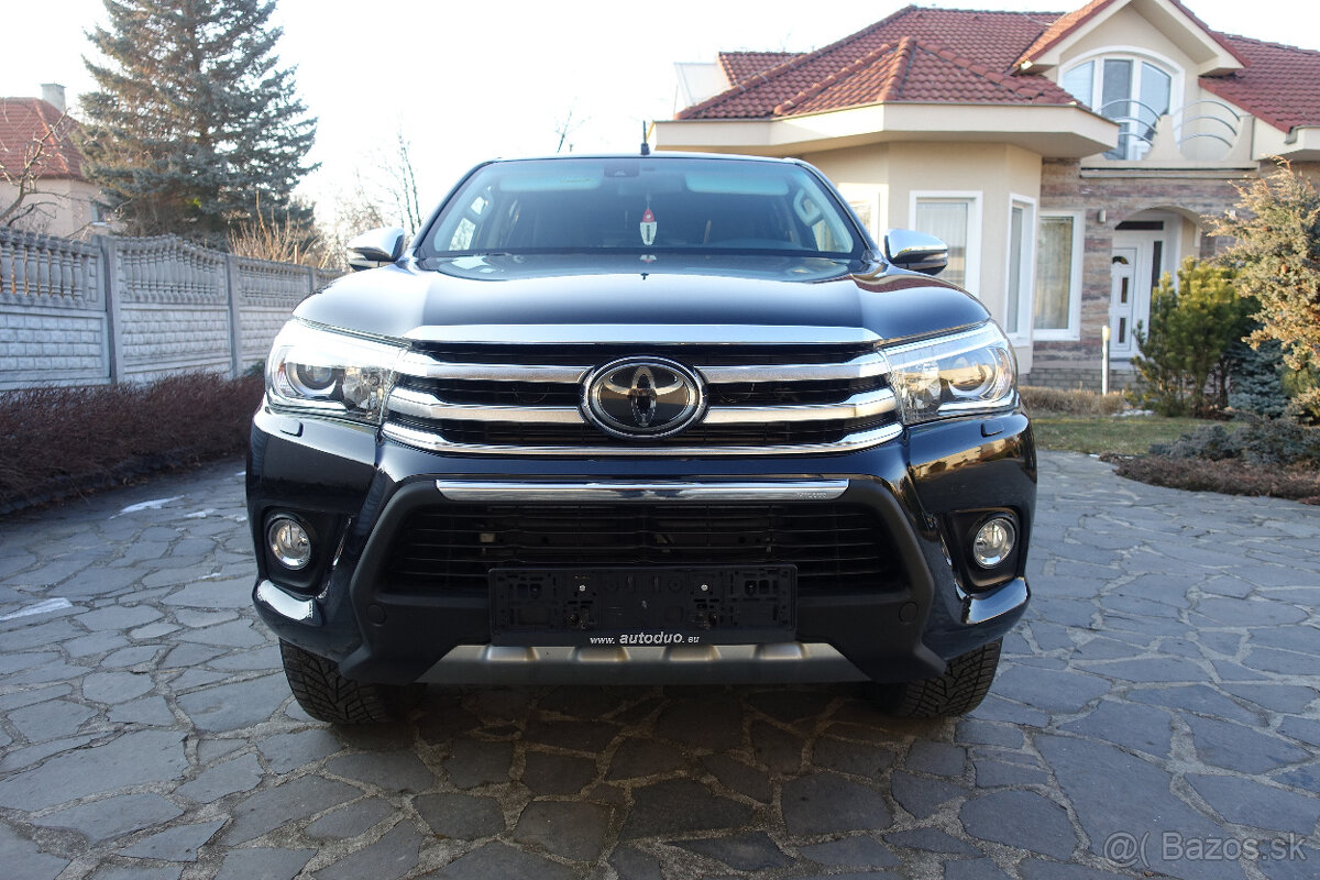 Toyota Hilux DC 2.4 I D-4D Executive A/T - ODPOČET DPH