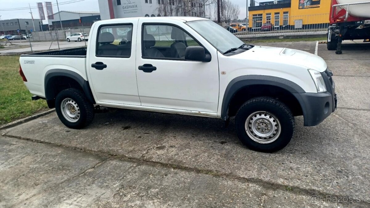 Predám Isuzu D-Max 4x4 (2011) – Spoľahlivé a zachovalé