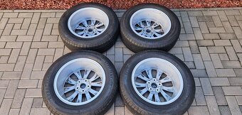 Volkswagen 215/65 R17, snímače tlaku, krytky, komplet sada - 20