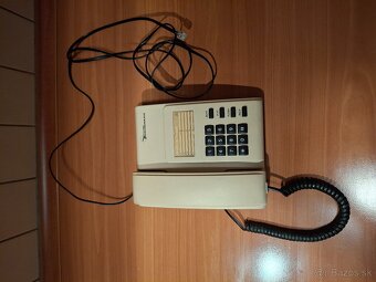 Retro telefóny - 20