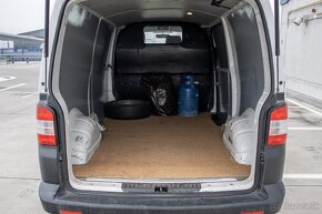 Volkswagen T5 Transporter 2.0 TDI Dlhý Rázvor - 20