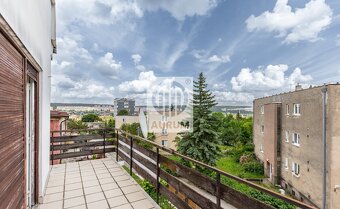 PREDAJ POZASTAVENÝ 7 izb. Rodinná Vila 389 m2, ul. Ďumbiersk - 20