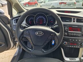 KIA Ceed SW 1.6 GDi Gold 135k M6 (benzín) - 20