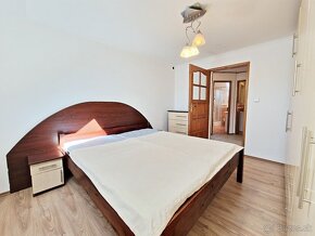 NOVÁ CENA: 7 IZBOVÝ RODINNÝ DOM, POZEMOK 800 m2, HUNCOVCE - 20