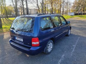 Kia Carnival 2.9CRDI 106kw 7 miestne  2/2/3 - Možné splátky - 20