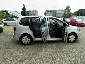 Volkswagen Touran 1.6 TDI Comfortline DSG - 20