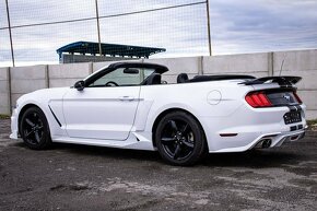Ford Mustang - 20