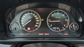 2013 BMW F10 520d 135kw,8st automat,menený motor a rozvody - 20