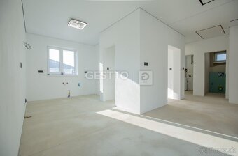 GESTTO | 4-IZBOVÁ NOVOSTAVBA RD NA PREDAJ | HOLODOM | 431m² - 20