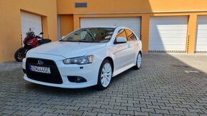 Mitsubishi Lancer - 20