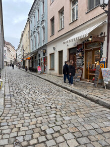 3-izbový byt na pešej zóne, v srdci Starého mesta na Klarisk - 20