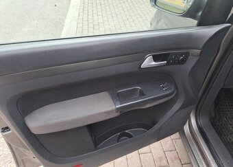 Volkswagen Touran 1,9 TDI nafta manuál 66 kw - 20