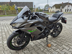 Prodám Kawasaki Ninja 650 , r. v. 2024, ABS, KTRC, 2743km,ČR - 20