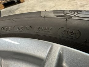 Zimné 225/60 R18" orig BMW X3 / X4 V spoke 618 pneu Michelin - 20