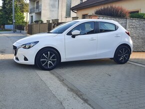 Mazda 2 1.5 benzin 66kw 2020 - 20