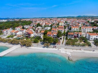 CHORVÁTSKO - Dom so 6 apartmánmi, 1.rad od mora - VODICE, SR - 20