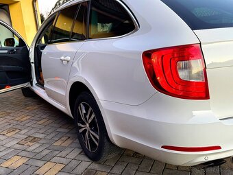 Škoda Superb II Combi 2.0 TDI (2013) - 20