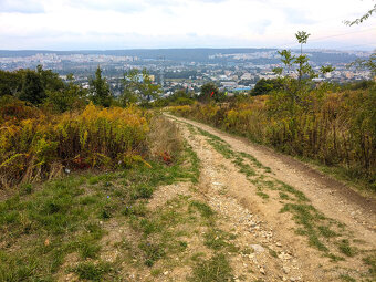 Chata s pekným výhľadom, Košice-Sever, pozemok 975m2 - 20