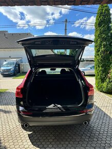 Volvo XC60 D4 Momentum Pro A/T - 20