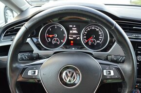 VOLKSWAGEN TOURAN 1.6 TDI FAMILY NAVI TEMPOMAT odpočet DPH - 20