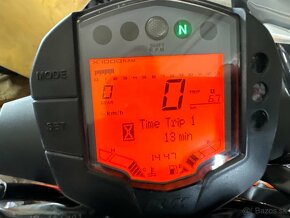 2017 KTM DUKE 250 ABS prodej na ND, naj. 7 km - 20