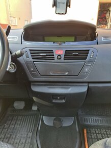 Predám Citroen C4 Grand Picasso - 20