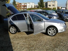 Škoda Octavia 1.6 TDI CR DPF Elegance DSG - 20