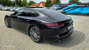 Porsche Panamera 4 A/T - 20