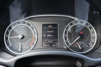 Škoda Octavia Combi 2.0 TDI CR DPF RS DSG - 20