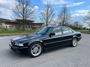 BMW Rad 7 740 i E38, Alcantara + originál fabrický M-Paket - 20