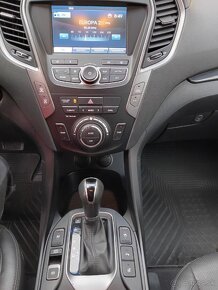 Hyundai Santa fe 2.2 CRDi 4x4 kombi - 20