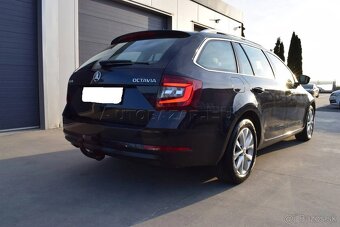 Škoda Octavia Combi 2.0 TDI Style DSG - 20