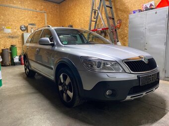 Škoda Octavia Scout 4x4 103kw CR - 20