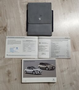 Peugeot 308 SW kombi "Panorama", 1.6 HDI 68 kW, 7-miestne. - 20