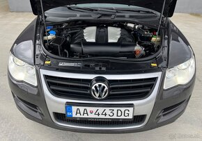 VW Touareg 3.0TDI 176KW vzduch,šiber,ťažné - 20