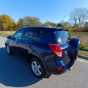 Toyota RAV4 2.2 diesel 4x4 - 20