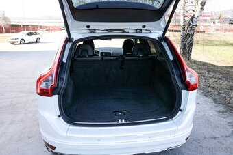 Volvo XC60 D4 Summum AWD A/T - 20