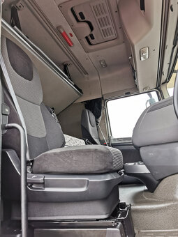 Prodám tahač návěsů DAF FT XF EURO 6 low deck - 20