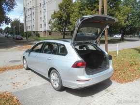 Volkswagen Golf 1.5 eTSI ACT R-Line DSG - AJ NA SPLÁTKY - 20