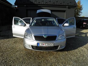 Škoda Octavia 1.6 TDI CR DPF Elegance DSG - 20