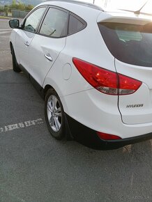 HYUNDAI IX35 2,0DIESEL R2012 4X4 KÚP. NA SLOVENSKU - 20