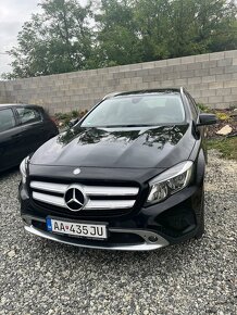 Mercedes GLA trieda 220d 4MATIC A/T - 20