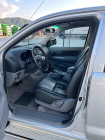 Predam toyotu hilux 3.0 diesel - 20