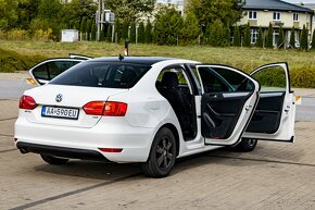 VW Jetta 1,6 TDI 77kW (parkovacia kamera, tempomat, Android) - 20